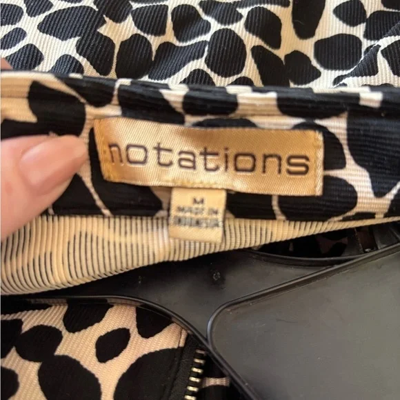 Notations Black and White zip up light jacket. - Picture 3 of 5